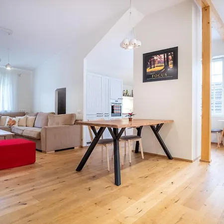 Dream - Homelike Family Penthouse In City Center *