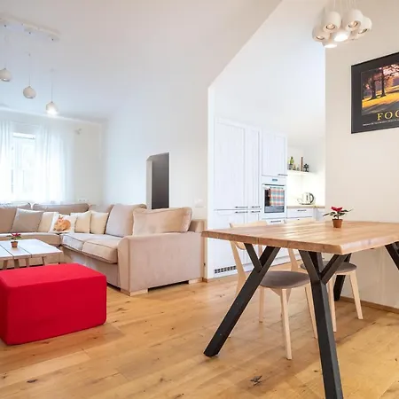 Dream - Homelike Family Penthouse In City Center Apartment *