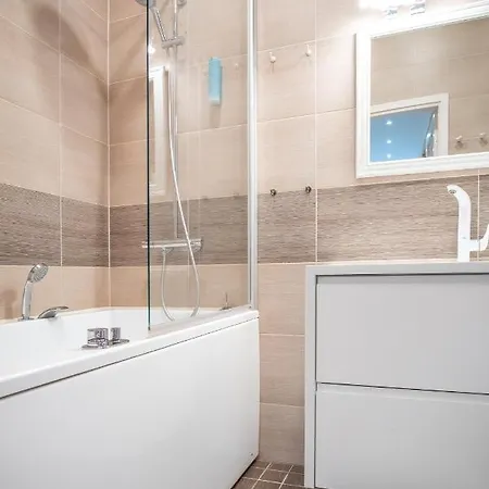 Dream - Homelike Family Penthouse In City Center Appartement